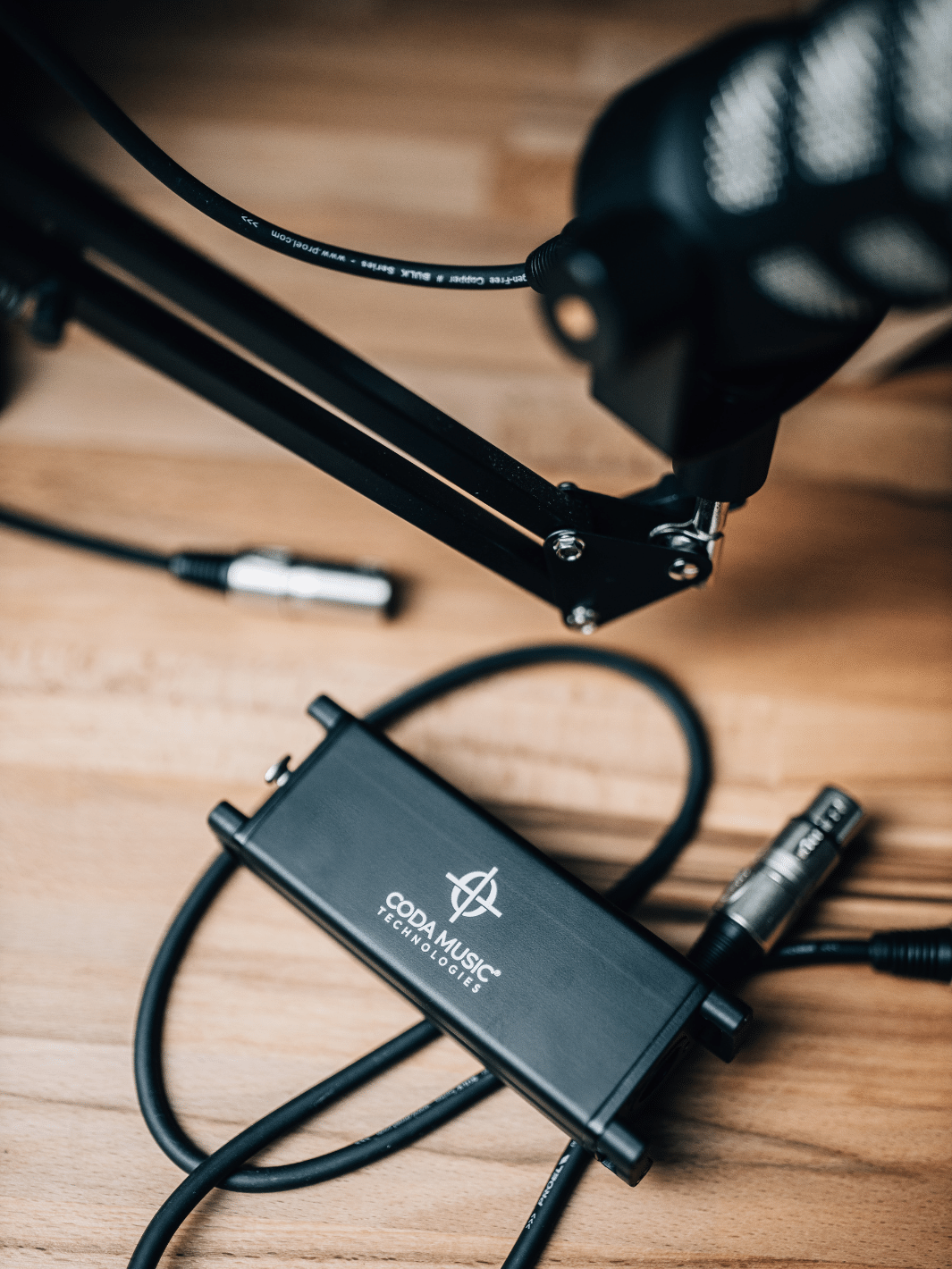 MB-1 Microphone Preamp Booster
